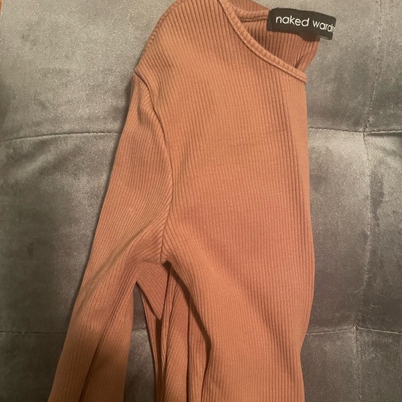 Naked wardrobe snatched ribbed long sleeve top. - Picture 4 of 4